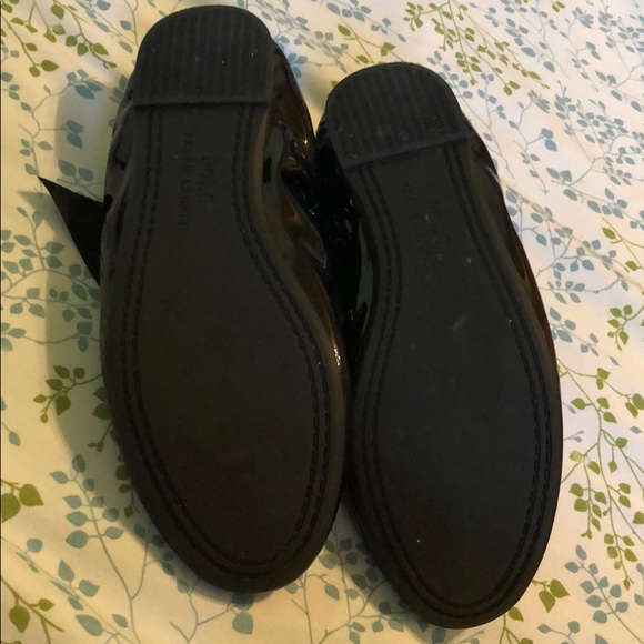 black patent ballerina size 3 excellent condition. - Picture 3 of 6